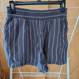 Universal Thread Charcoal Striped High Waist Shorts